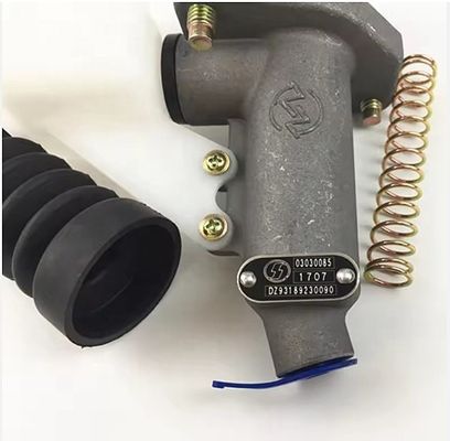 Shacman części zamiennych X3000 sprzęgło główny cylinder DZ93189230090 I zbiornika montażu