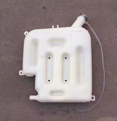 Części zamienne ciężarówki Shacman Zbiornik rozszerzający SZ945000713 dla ciężarówki Delong F2000/F3000/X3000